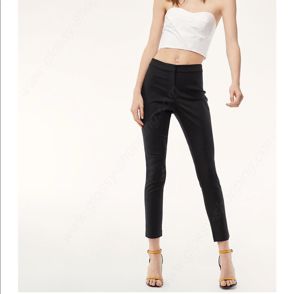 Best selling Aritzia/Babaton Lucero dress pants